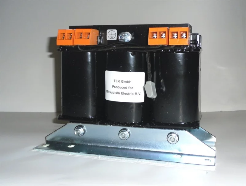 Автотрансформатор 400/230 В; 3,5 кВА MT-3.5-60